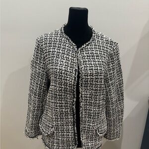 ❤️🔥❤️ Classy Max Studio Black and White Textured Blazer